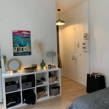 Nice Cosy Apt For 2 In Paris Apartmán